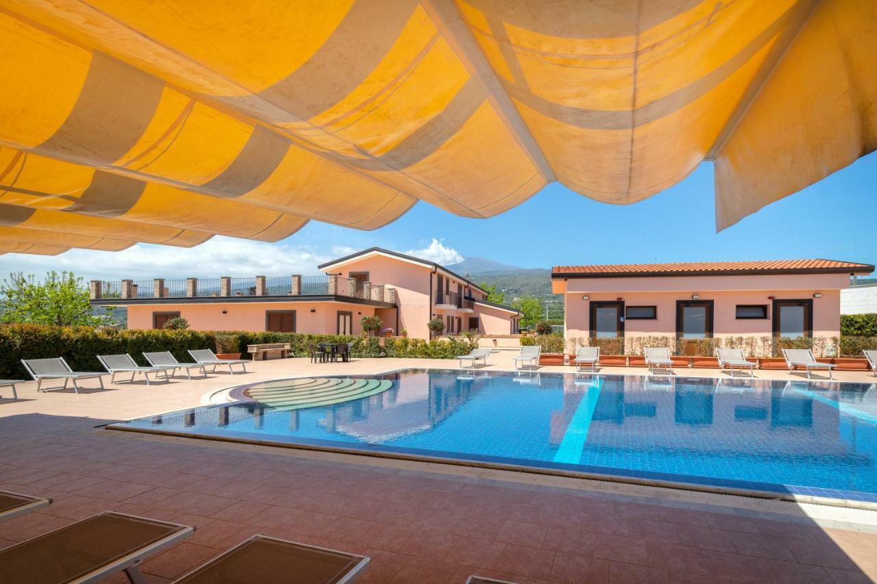 Il Giardino Country Holiday With Pool Таормина Екстериор снимка