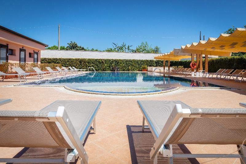 Il Giardino Country Holiday With Pool Таормина Екстериор снимка